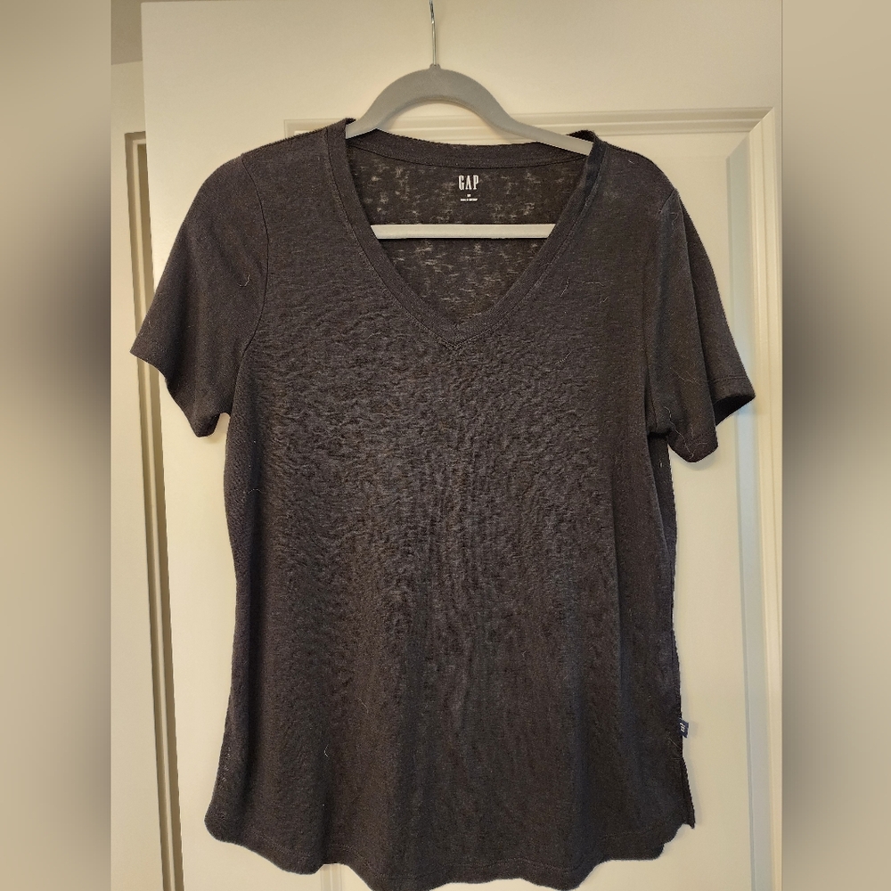 Gap shirt